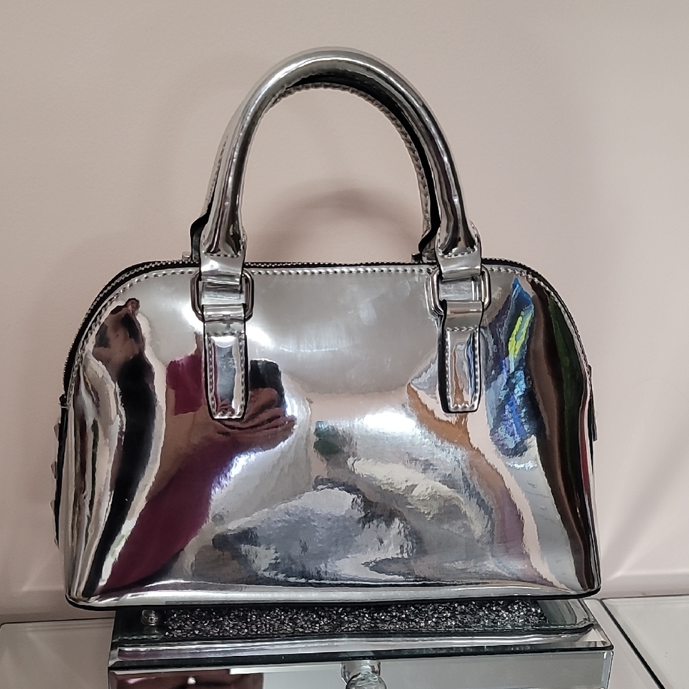 Aldo Shiny Silver Mirror-Effect Chain Handle Crossbody Bag - Picture 4 of 12
